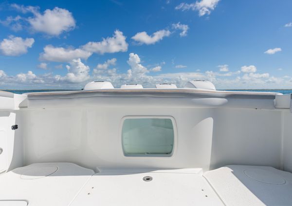 Yellowfin 42 Center Console image