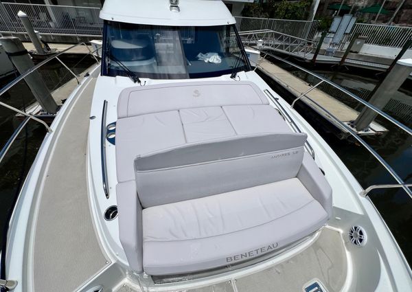 Beneteau Antares 12 image