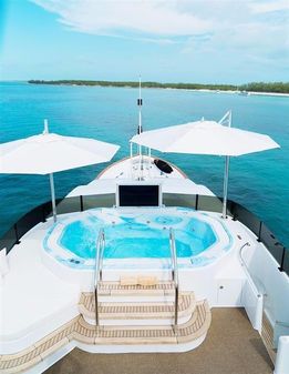 Palmer Johnson Tri-Deck image