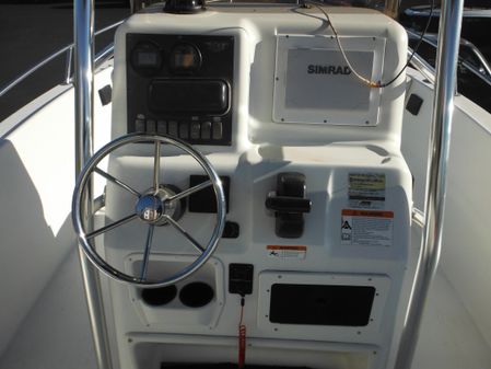 Seaswirl STRIPER-2101-CENTER-CONSOLE-O-B image