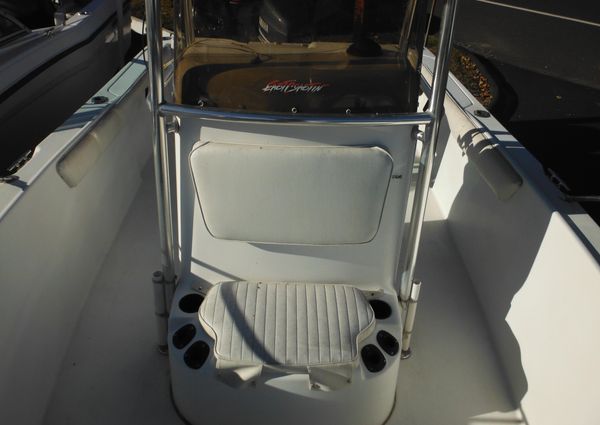 Seaswirl STRIPER-2101-CENTER-CONSOLE-O-B image