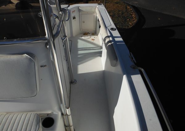 Seaswirl STRIPER-2101-CENTER-CONSOLE-O-B image