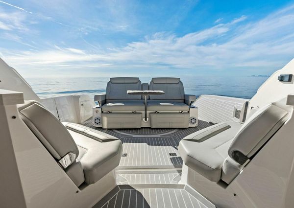 Tiara Yachts 43 image