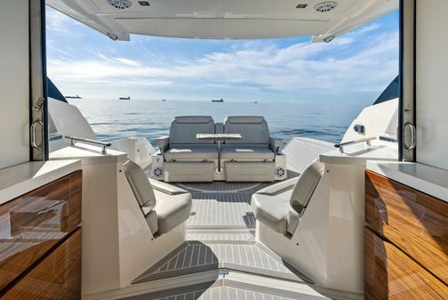 Tiara Yachts 43 image