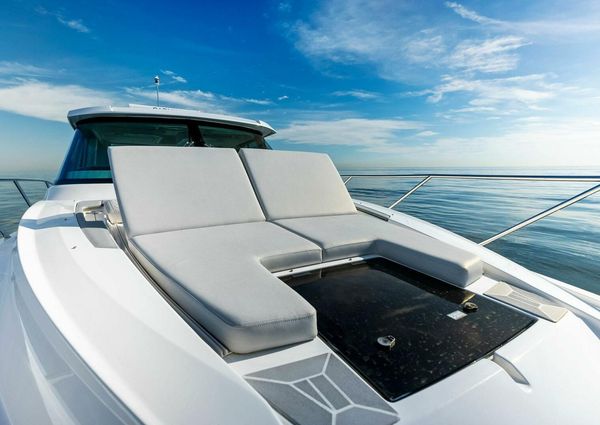 Tiara Yachts 43 image