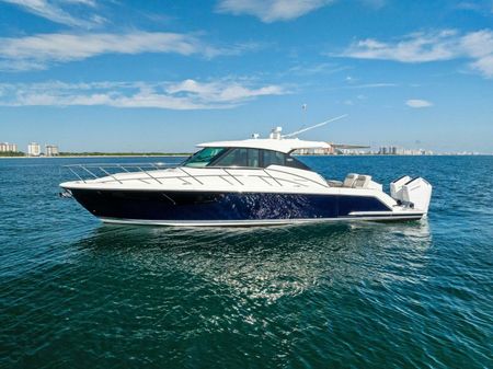 Tiara Yachts 43 image