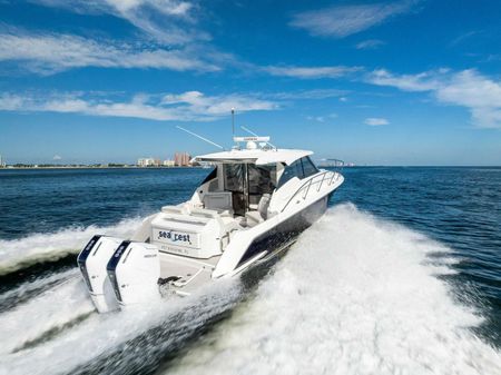 Tiara Yachts 43 image