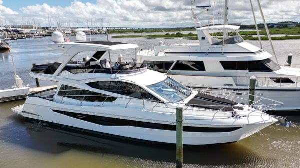 Galeon 550 Fly