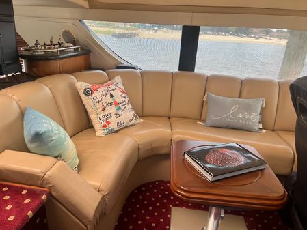 Carver 530 Voyager Pilothouse image