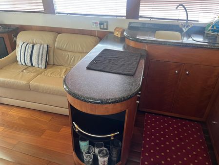 Carver 530 Voyager Pilothouse image