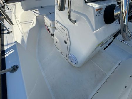 Boston-whaler 170-MONTAUCK image