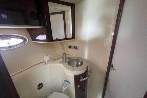 Sea Ray 40 Sundancer image