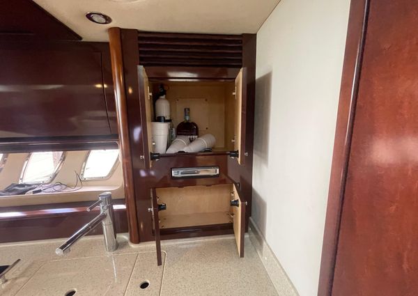 Sea Ray 40 Sundancer image