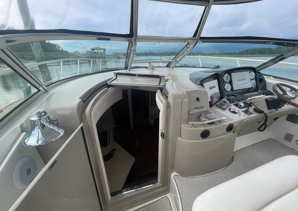 Sea Ray 40 Sundancer image