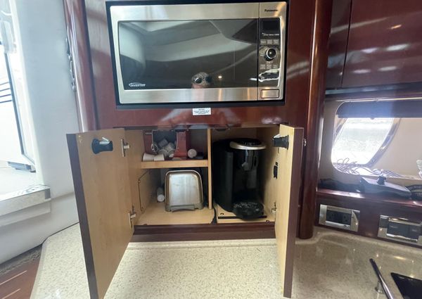 Sea Ray 40 Sundancer image