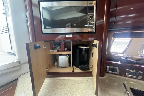 Sea Ray 40 Sundancer image