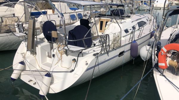 Catalina 445 