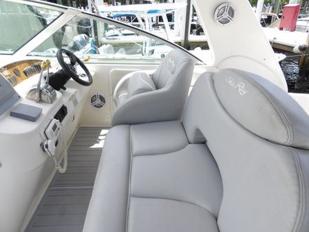 Sea Ray 340 Sundancer image