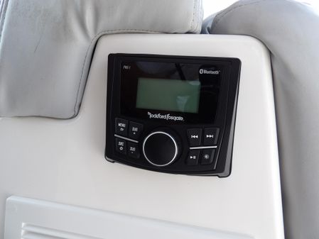 Sea Ray 340 Sundancer image