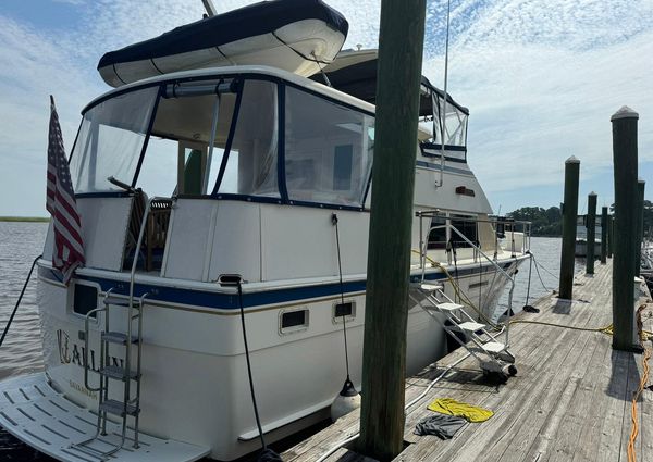 Hatteras 43 Motor Yacht image