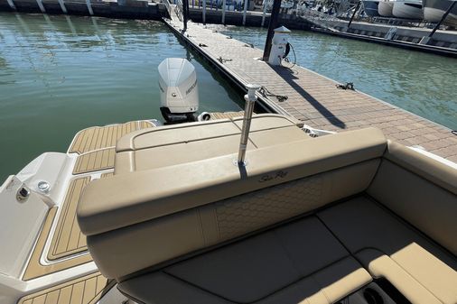 Sea Ray 270 SDX OB image