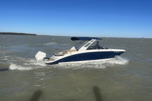 Sea Ray 270 SDX OB image