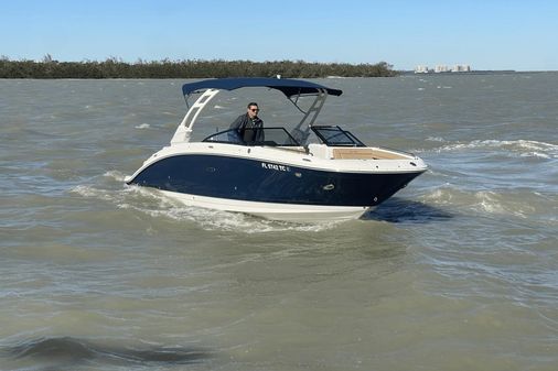 Sea Ray 270 SDX OB image