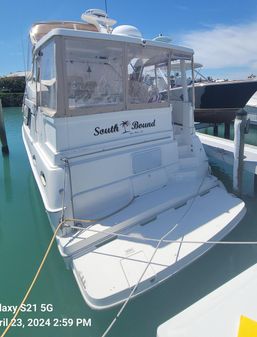 Silverton 392 Motor Yacht image