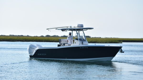 Blackfin 252 CC