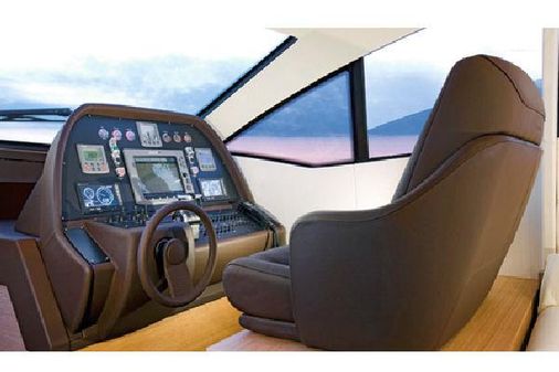 Pershing 64 image