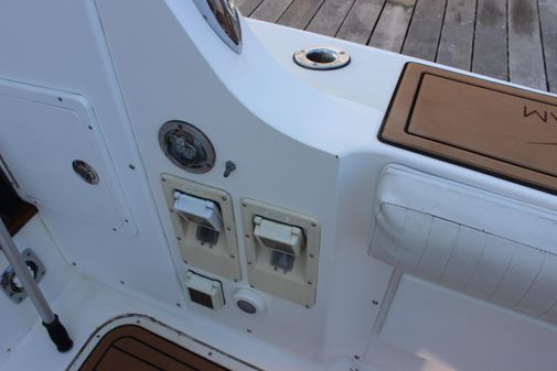 Bertram 33II Flybridge Cruiser image