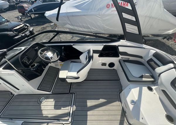 Yamaha-boats 195S image