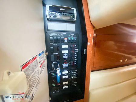 Sea Ray 340 Sundancer image