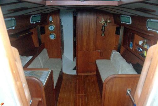 Tartan T-33 image