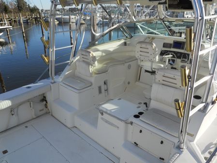 Boston Whaler 34 Defiance W 420 YANMARS image