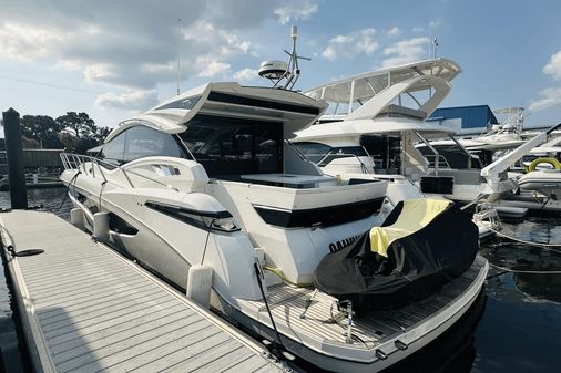 Galeon 485 HTS image