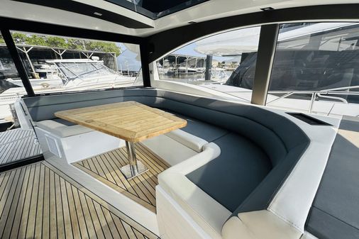 Galeon 485 HTS image