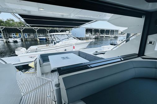 Galeon 485 HTS image