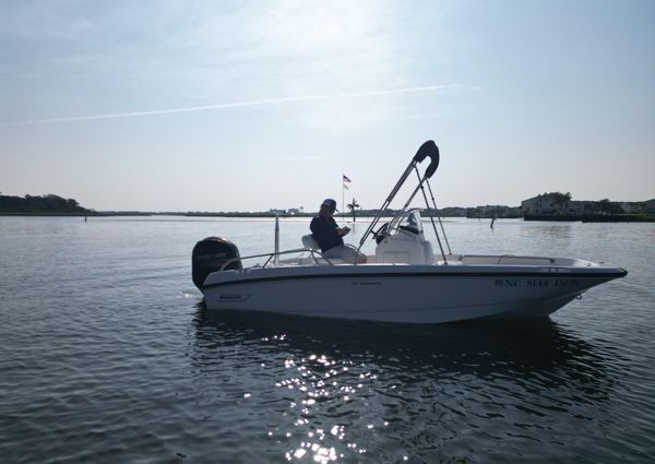 Boston-whaler 170-DAUNTLESS image