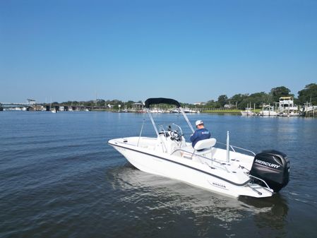 Boston-whaler 170-DAUNTLESS image