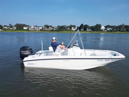 Boston-whaler 170-DAUNTLESS image