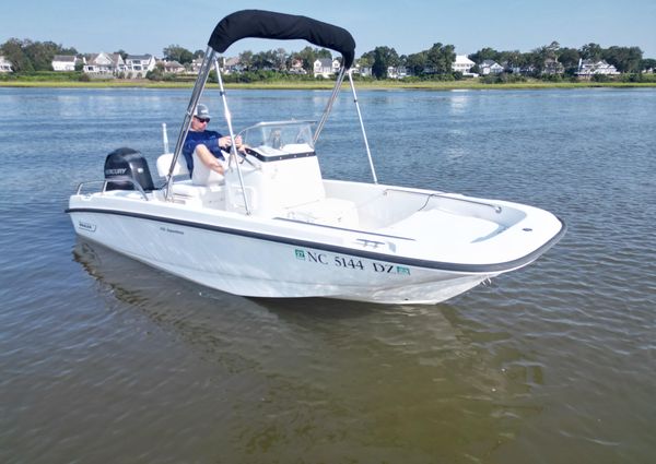 Boston-whaler 170-DAUNTLESS image