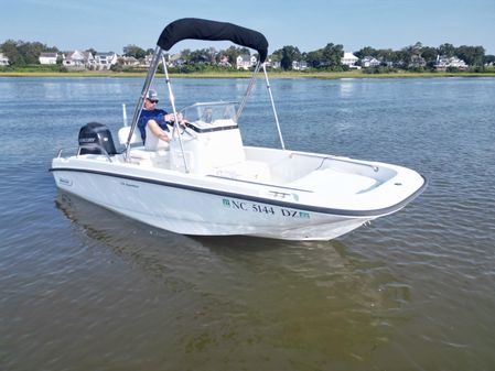 Boston-whaler 170-DAUNTLESS image