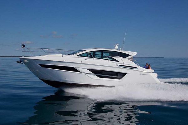 Cruisers Yachts 46 Cantius - main image
