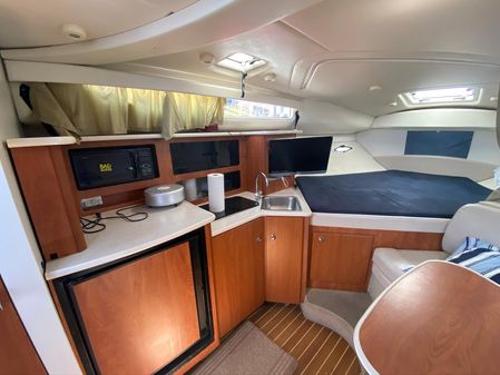 Bayliner 305 image