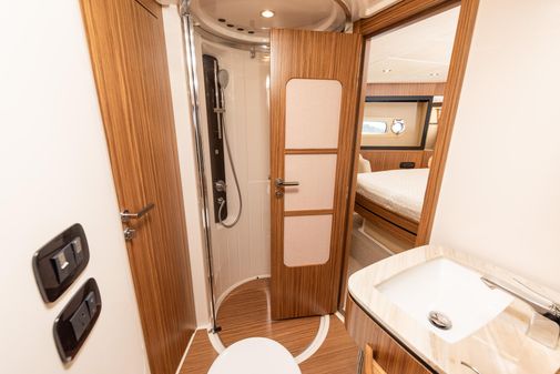 Azimut Magellano 53 image