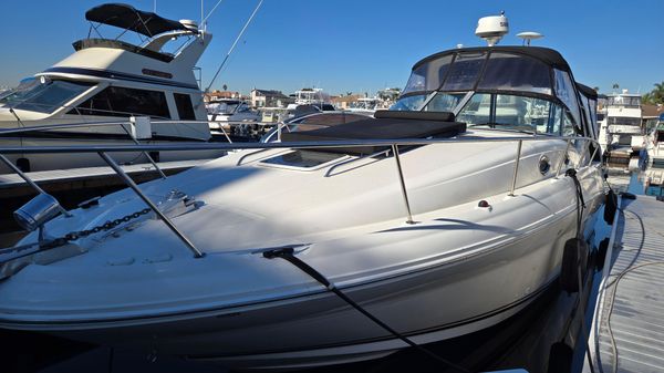 Sea Ray 320 Sundancer 