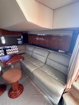 Cruisers Yachts 420 Express image