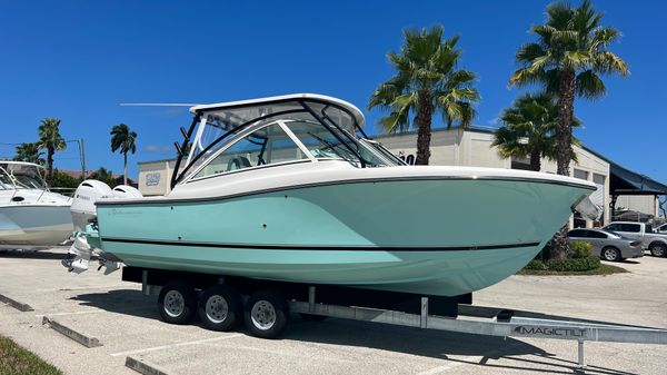 Albemarle 27 Dual Console