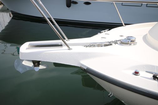 Boston Whaler 305 Conquest image